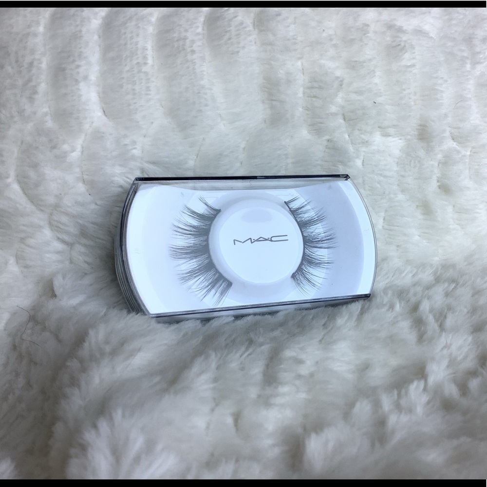 MAC Cosmetics Lashes
